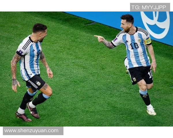 通过图片线索揭示足球传奇梅西的精彩瞬间与成就之旅 通过图片线索揭示足球传奇梅西的精彩瞬间与成就之旅