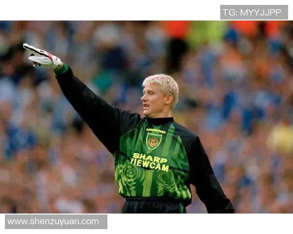 丹麦与英国足球明星的辉煌历程与传奇故事探秘 丹麦与英国足球明星的辉煌历程与传奇故事探秘